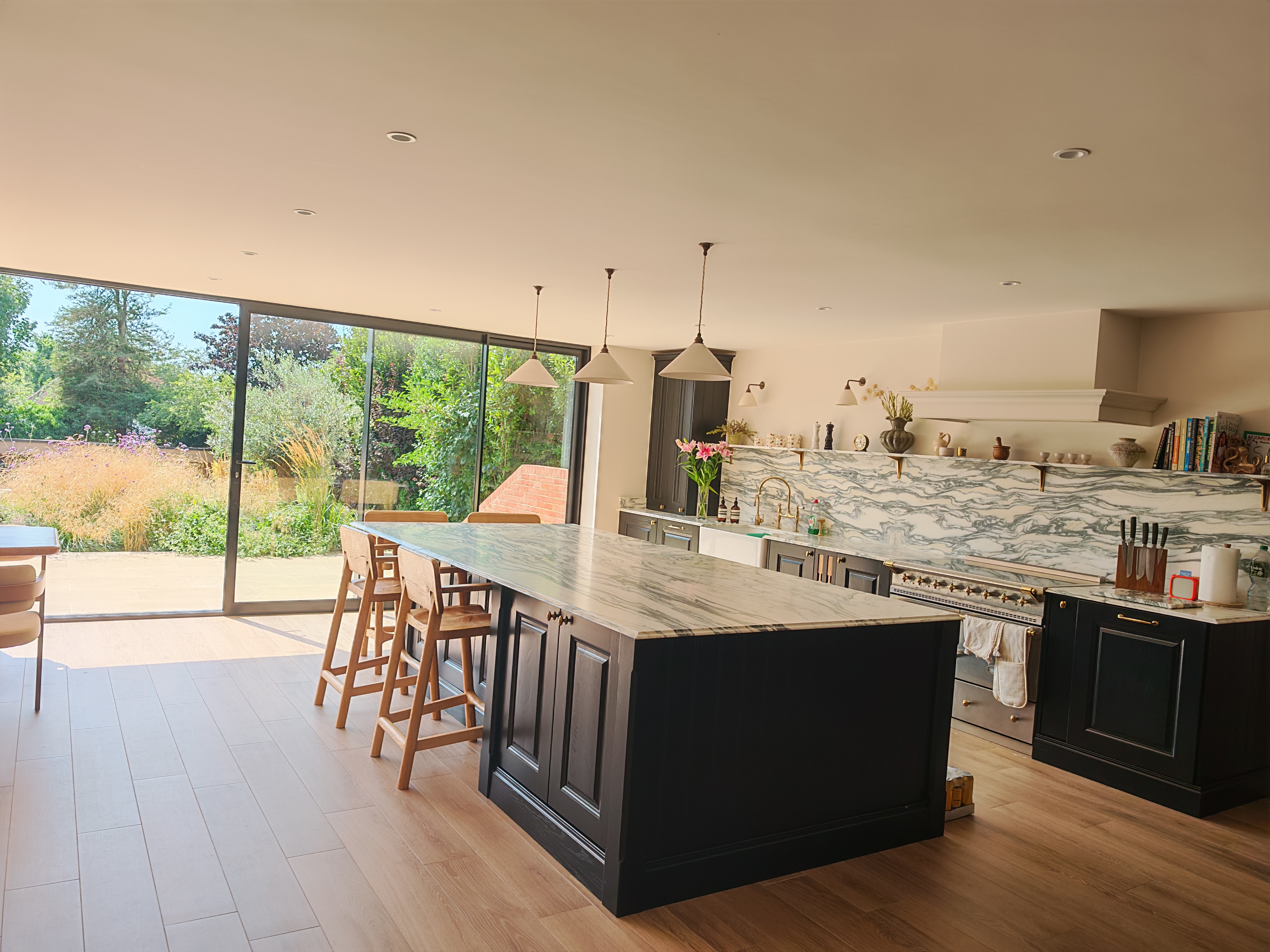 TipTop Cleaning Services cover image
