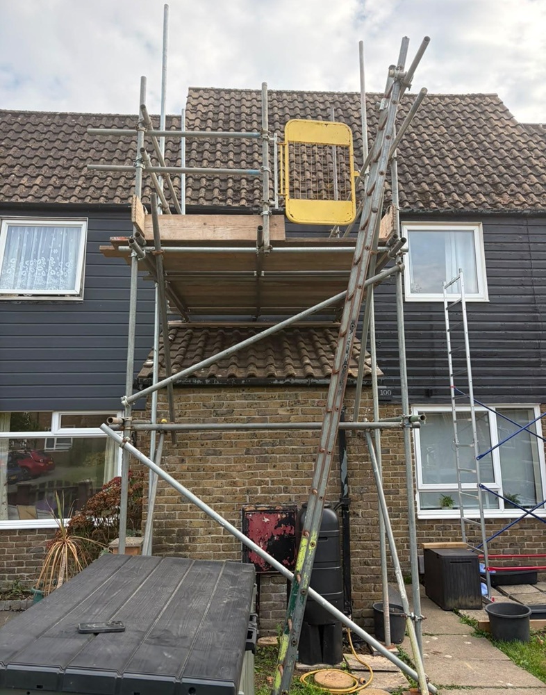 Example of previous work by Mays Scaffolding in Aldingbourne — photo 1